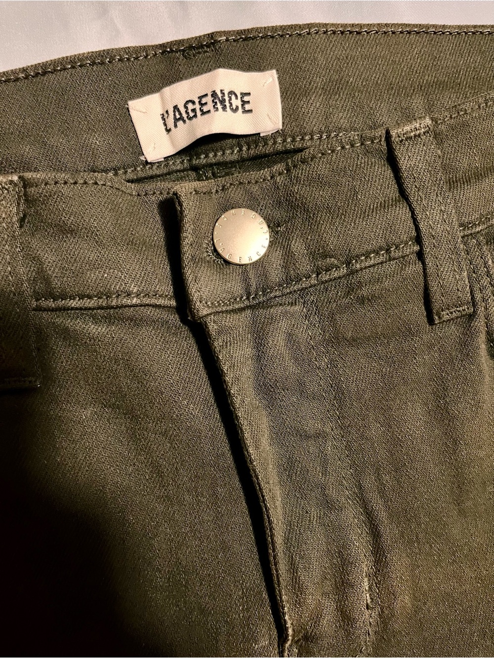 L'AGENCE NWT Sada High Rise Crop Slim Jeans Army Green Denim Size 25 Fits 26 - Picture 7 of 10